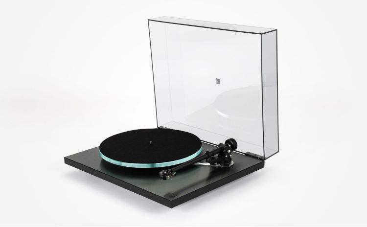 tourne-disque-rega-modele-planar-3-rs-noir_0004.jpg