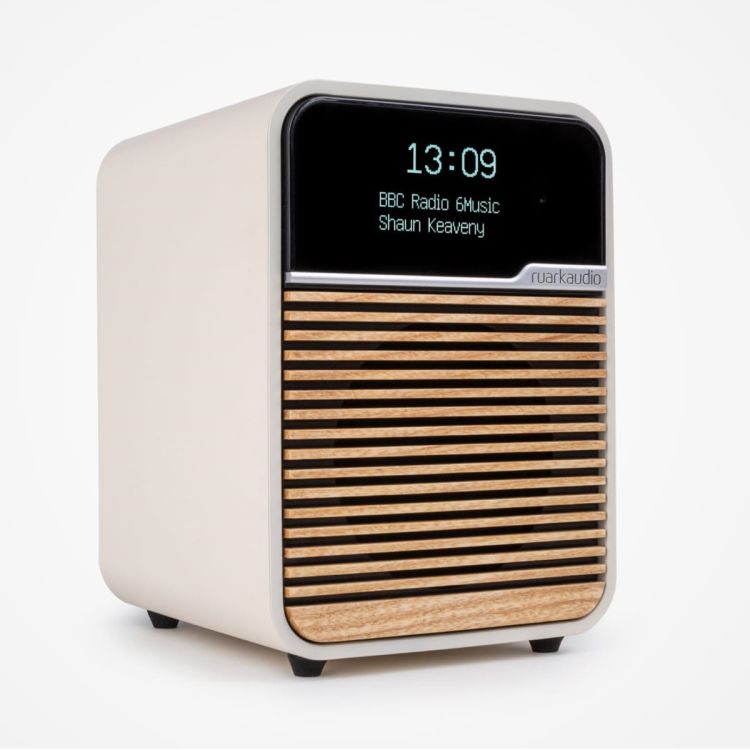 radio-ruark-audio-modell-r1-deluxe-bluetooth-radio_0001.jpg