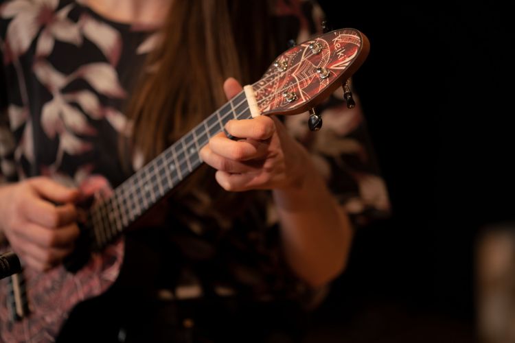 sopranukulele-keiki-modell-red-kaleidoscope-packag_0009.jpg