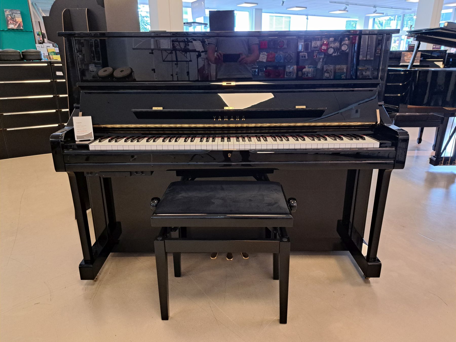 Piano Yamaha U1 Silent SH2-0002.jpg