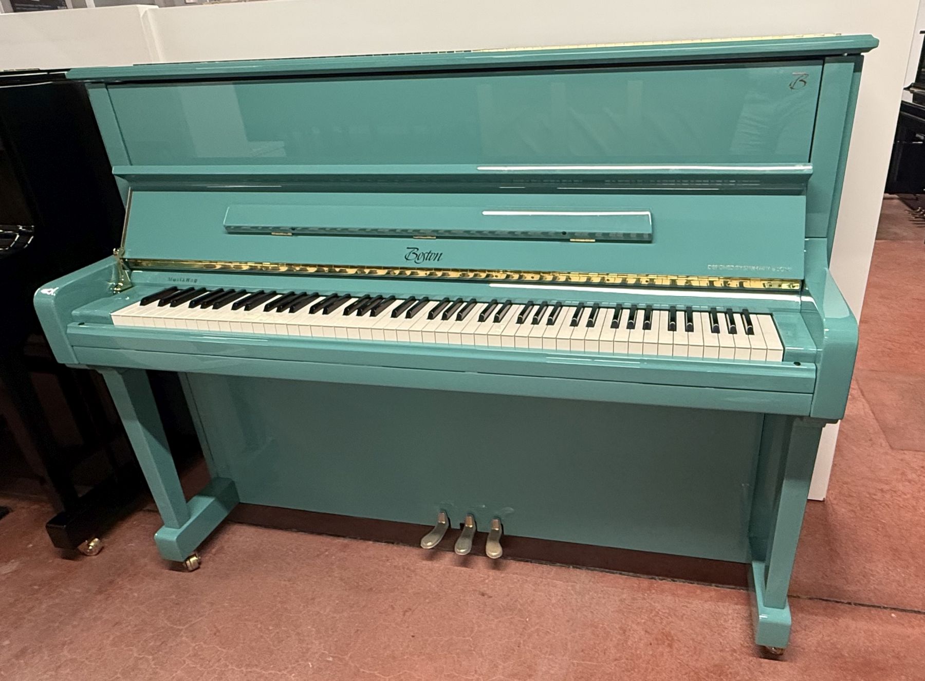 Klavier Boston-0001.jpg