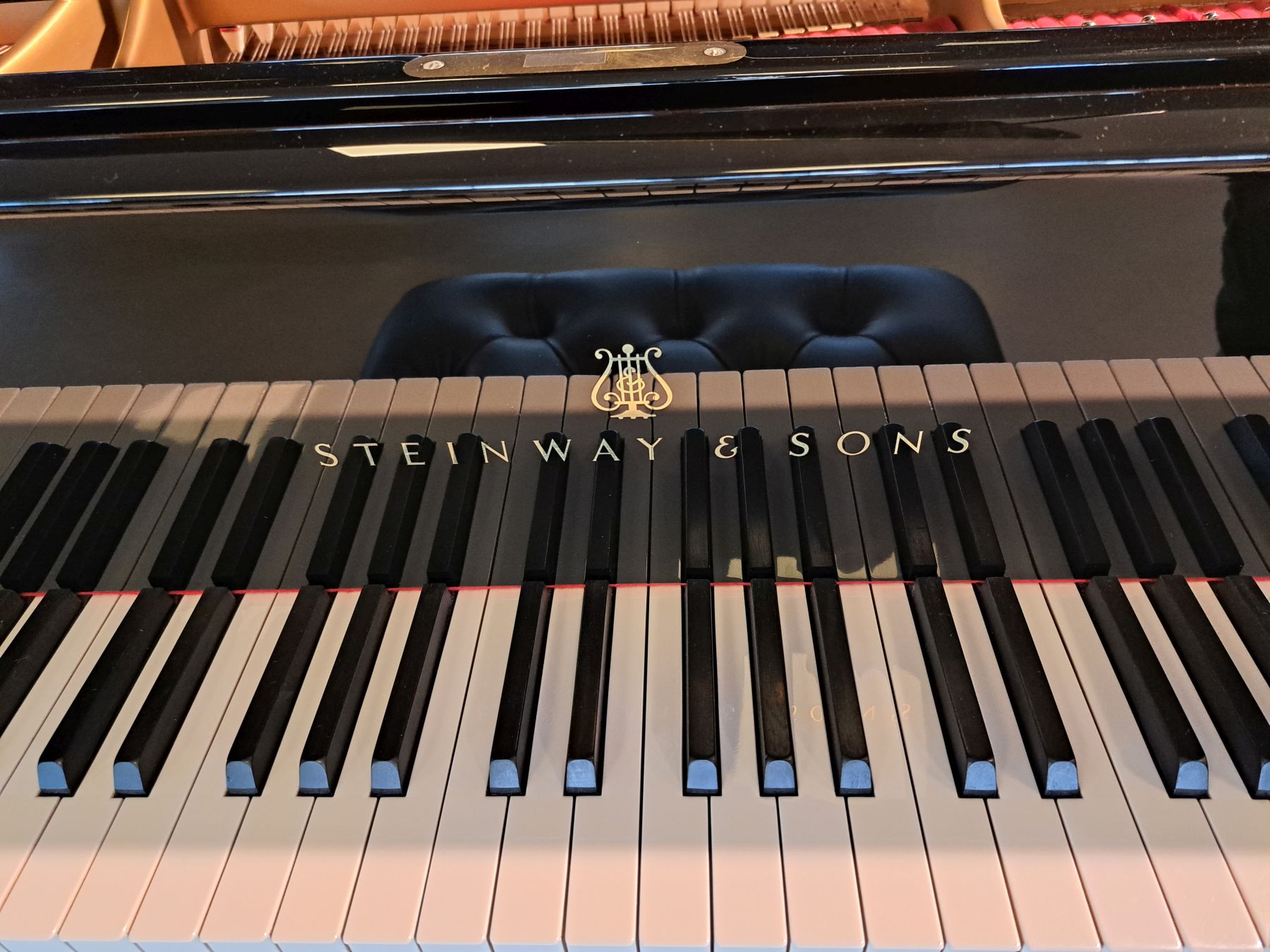 Steinway & Sons O-180-0003.jpg