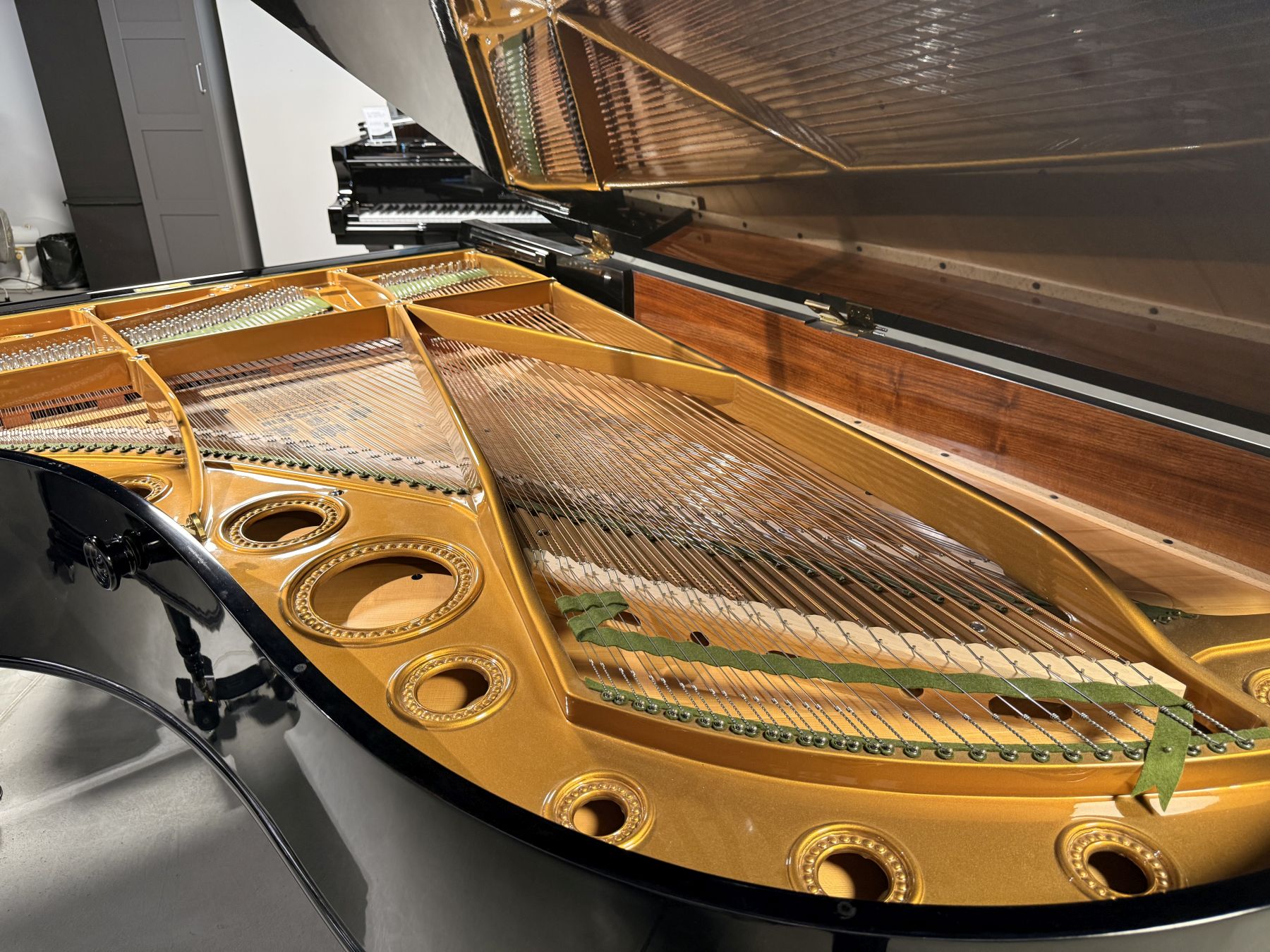 C. Bechstein C-220 Konzertflügel-0005.jpg